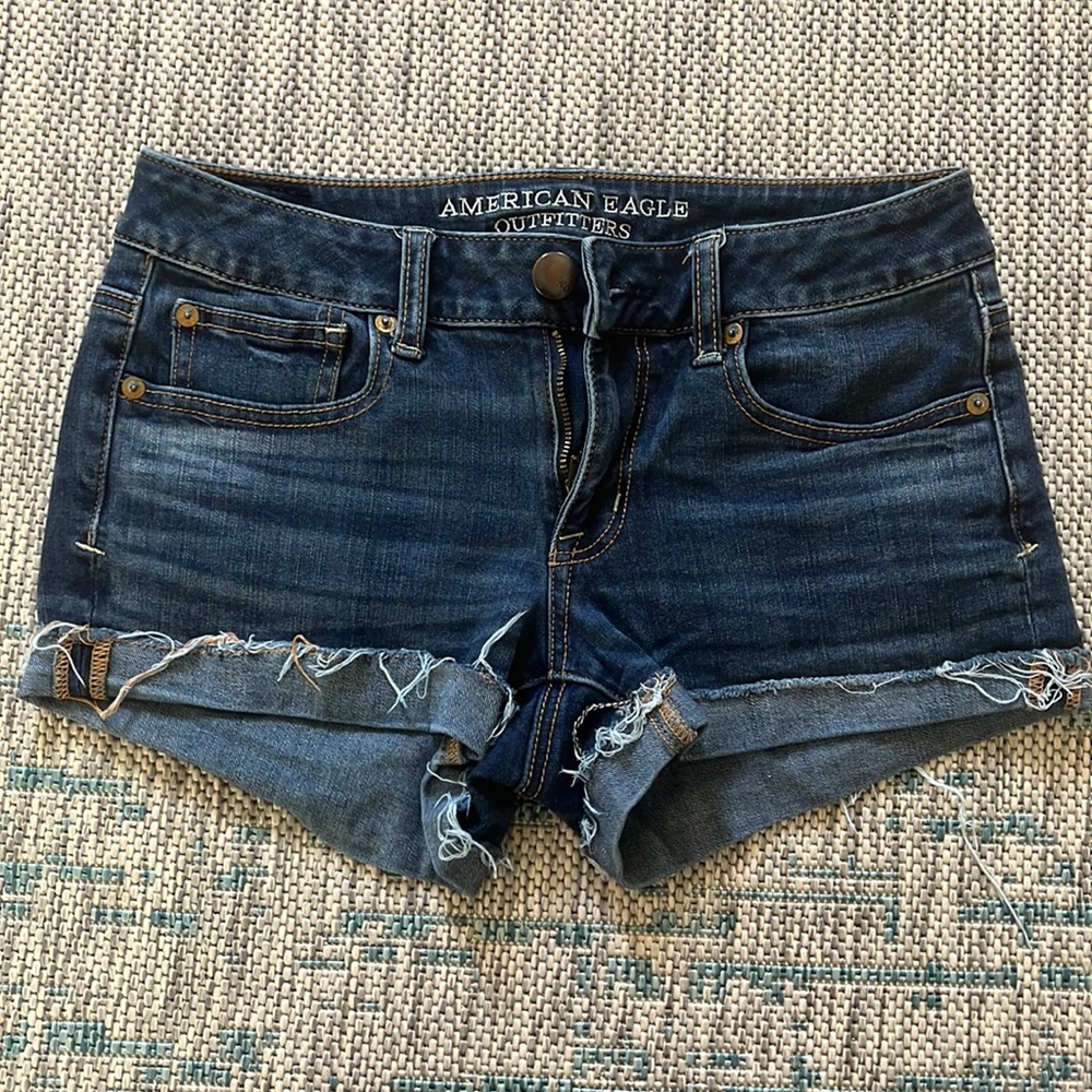 American Eagle Super Stretch Denim Shorts Size 4